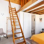 Bloomoon House Bunheiro