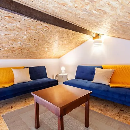 Guest house Bloomoon House *
