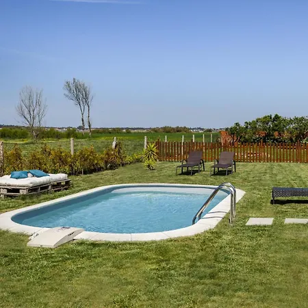 Гостевой дом Bloomoon House Bunheiro