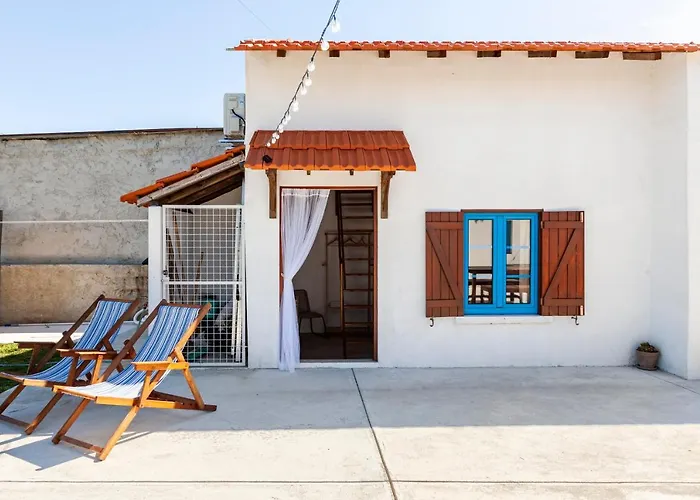 Bloomoon House بيت ضيافة Bunheiro