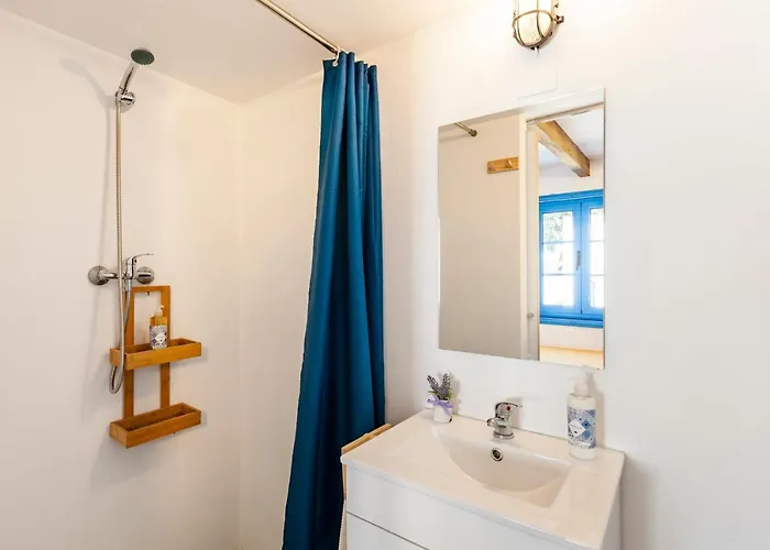 Bloomoon House بيت ضيافة Bunheiro