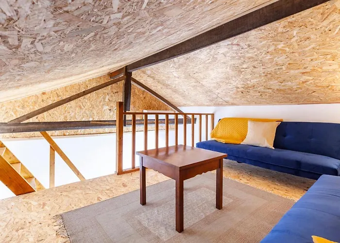 Bloomoon House بيت ضيافة Bunheiro