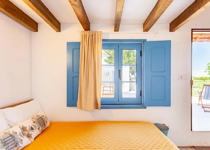 Bloomoon House بيت ضيافة Bunheiro